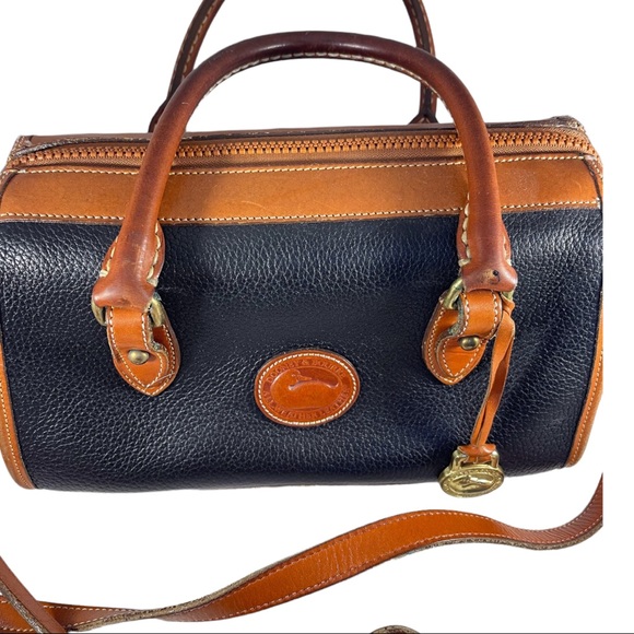 Vintage Dooney & Burke- Black/Brown Leather Handbag w/ Shoulder Strap - Picture 4 of 12